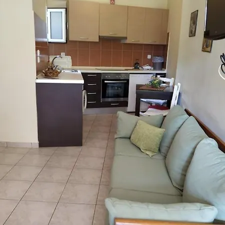 N&m-methana Apartmán Méthana